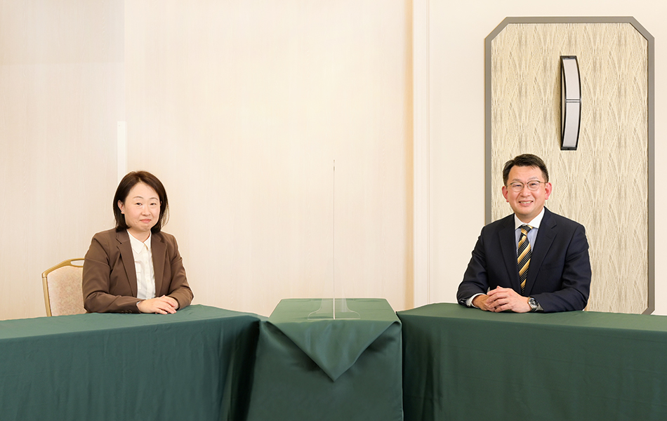 横手 幸太郎 (よこて・こうたろう)／林 果林 (はやし・かりん)